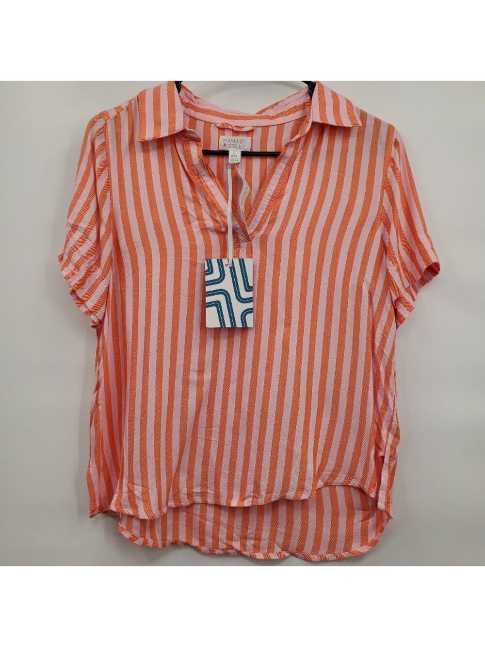 Market & Spruce Short Sleeve V Neck Blouse Top Women Size Small NWT Short Sleeve